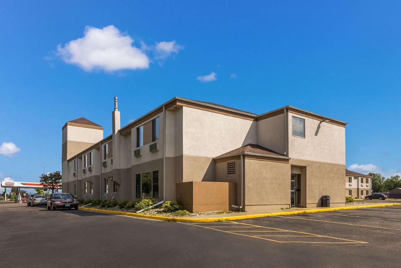 Sleep Inn Airport Сиукс Фолс Екстериор снимка