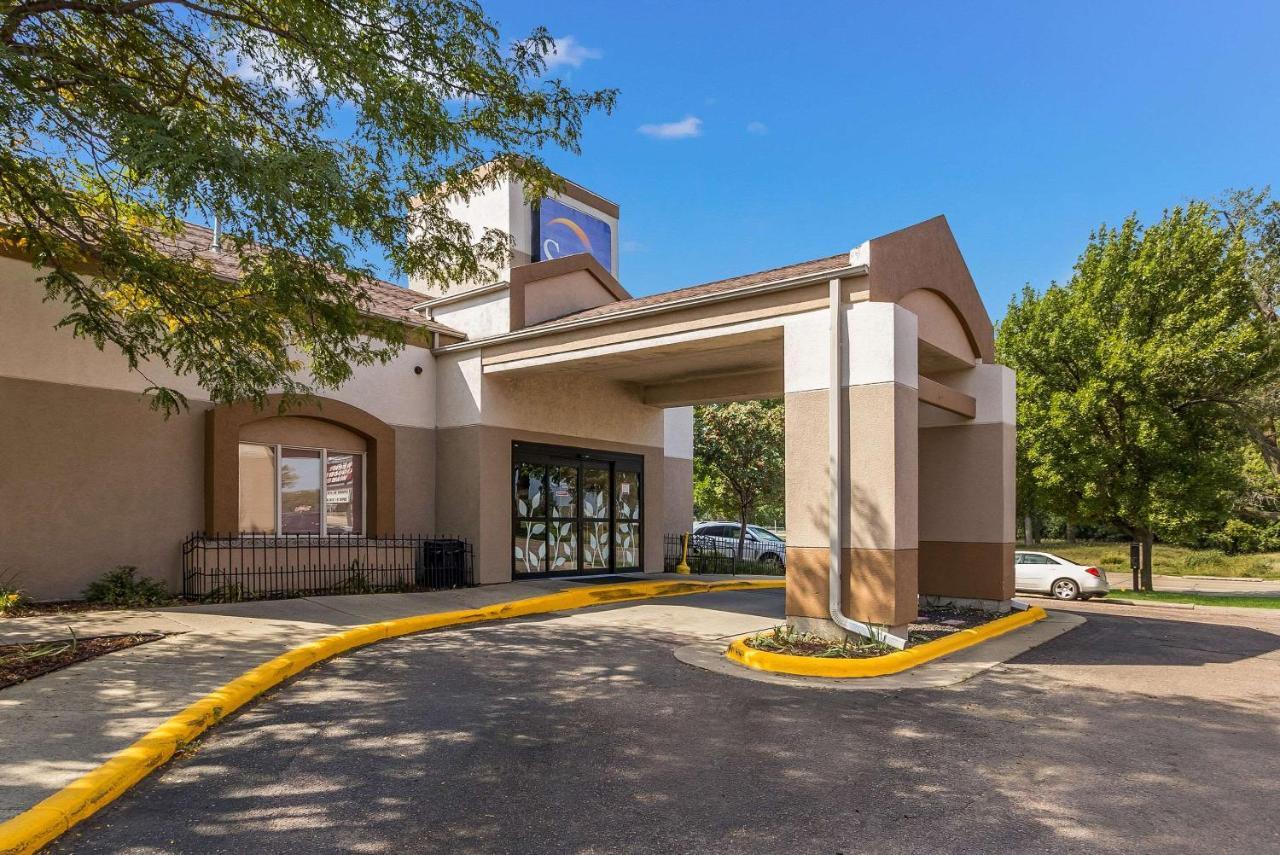 Sleep Inn Airport Сиукс Фолс Екстериор снимка